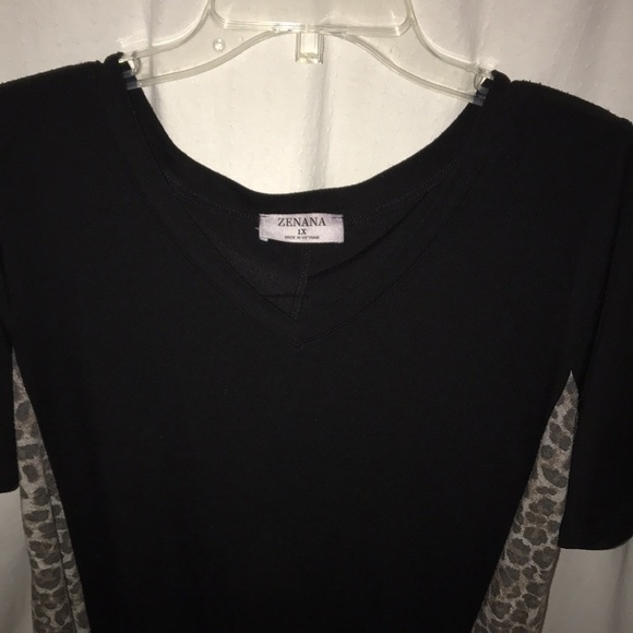 Zenana Women’s Black with Leopard Print Top - 1X - Picture 2 of 8